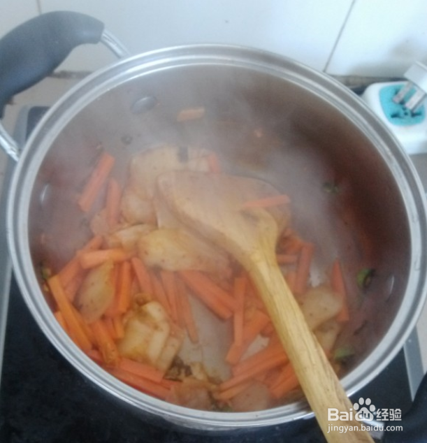 泡菜豆腐鲜蔬锅的做法