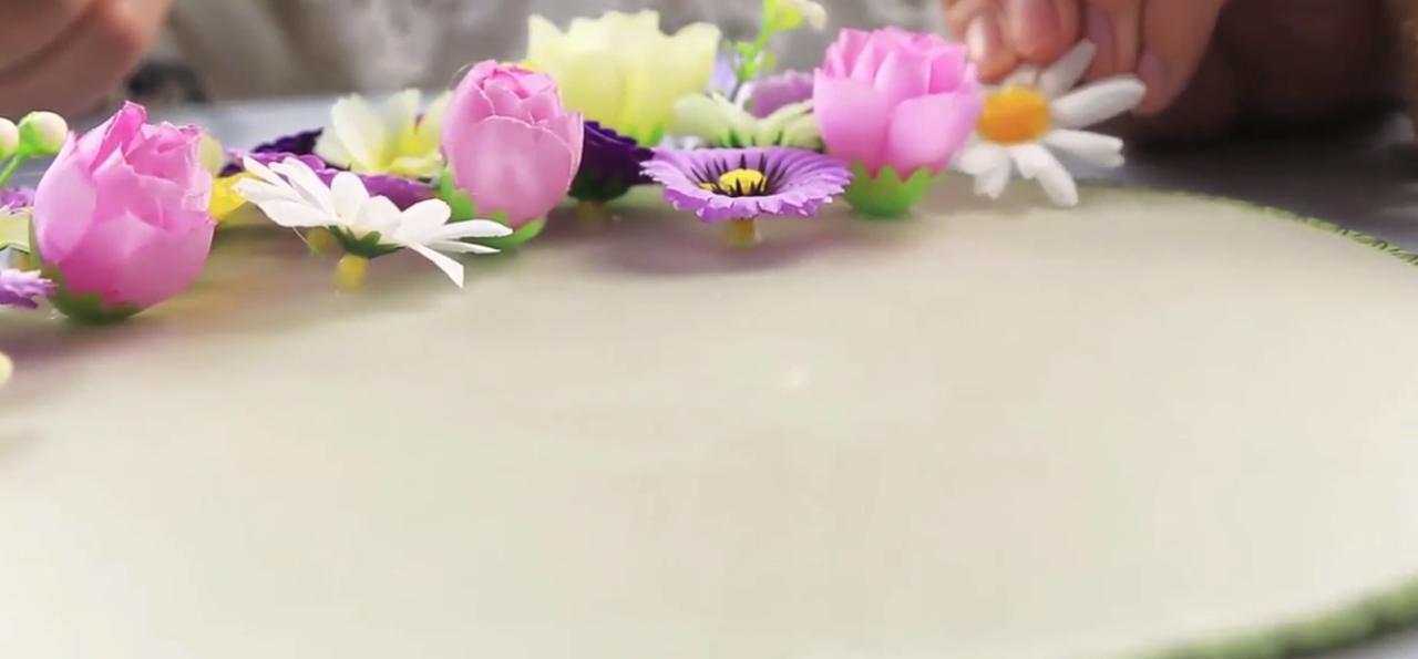 如何制作一个精美的百花扇
