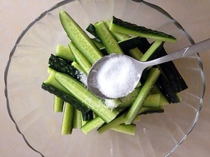 酱黄瓜的做法