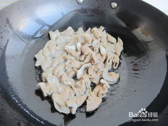 超级好吃的干煸肥肠