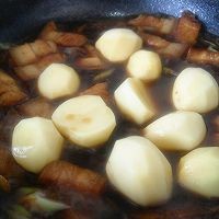 红烧肉土豆做法