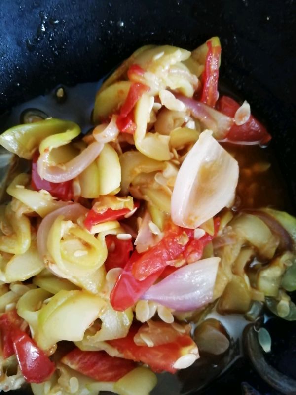 西葫芦炒西红柿