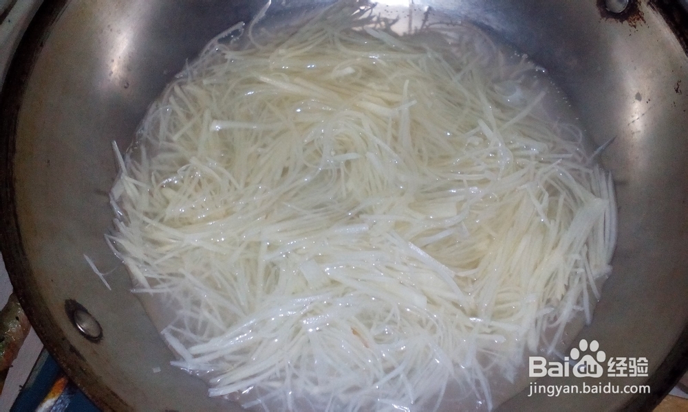 爽口开胃凉拌土豆丝的详细做法