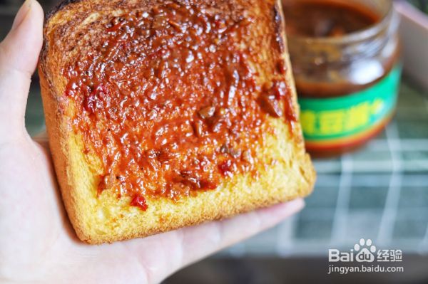 越吃越年轻：红苋菜长寿煎蛋三明治