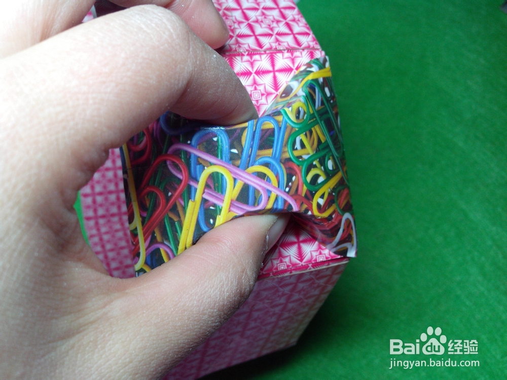 怎样用扑克牌做收纳盒