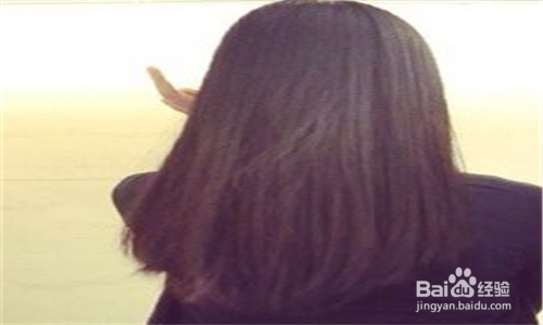 怎样才能使头发不弯曲