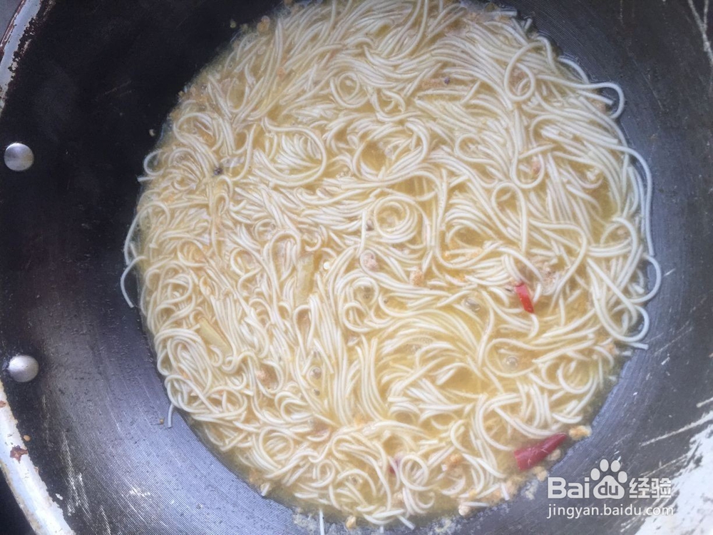 怎么做麻辣小龙虾和虾黄面