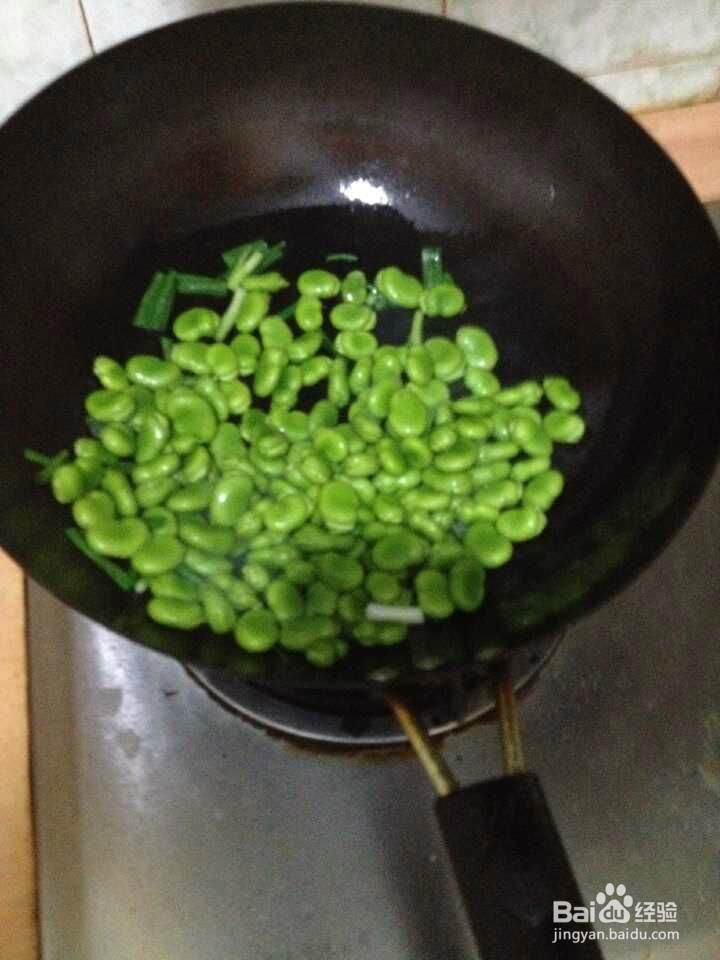 怎样做葱油蚕豆