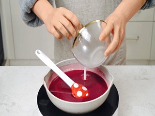 双色坚果牛轧糖怎么做？