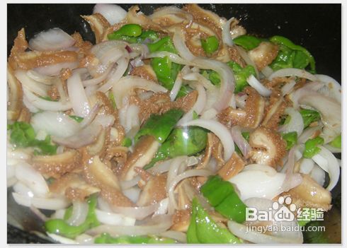 一碗美味的盖浇饭--洋葱牛肚丝