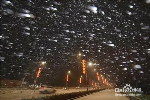 雨雪天开车的技巧