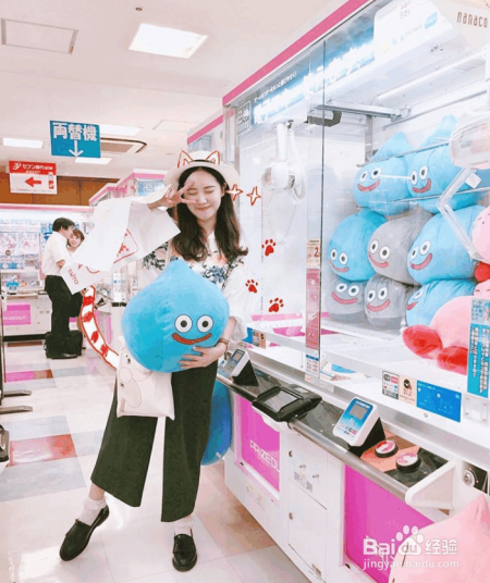 初秋修饰身材攻略!跟着达人用「宽松」政策穿出显瘦复古时尚