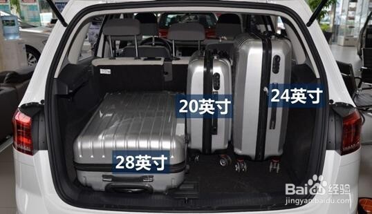 大众高尔夫•嘉旅后备箱怎样放置行李箱更好？
