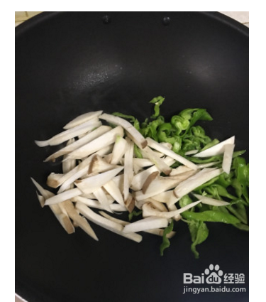 怎么做杏鲍菇干切牛肉炒辣椒