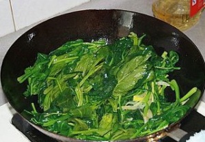 菠菜鸡蛋汤的做法
