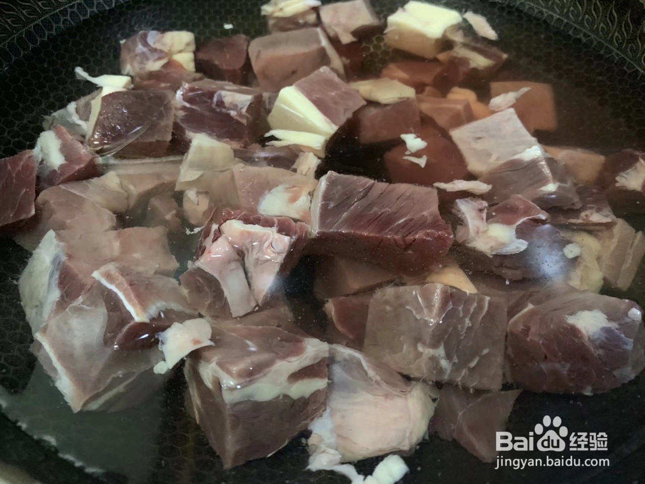 胡萝卜土豆炖牛肉的做法