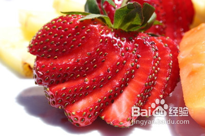 贪嘴女孩怎样瘦身·必备8种餐前“口粮”