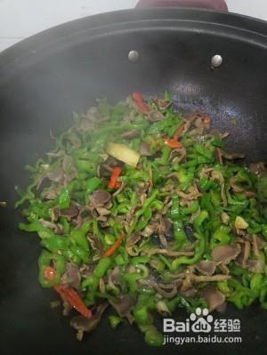 青椒炒鸡胗的制作