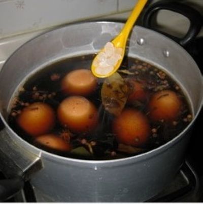 用哪种茶叶煮茶叶蛋最好？怎么做茶叶蛋最简单？