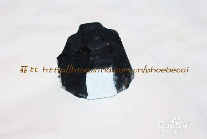 如何用鸡蛋盒做小企鹅（小动物）