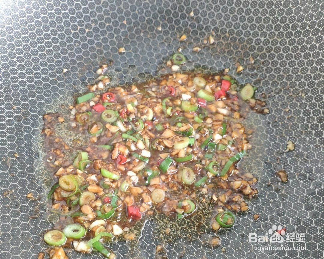 如何制作蒜香金针菇?