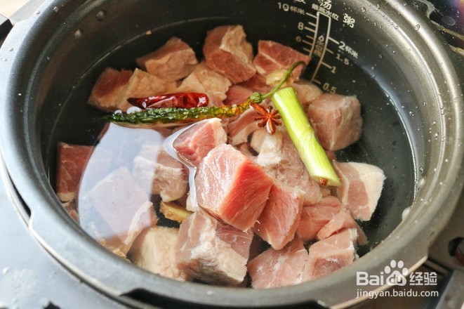 西红柿牛肉粒怎么做