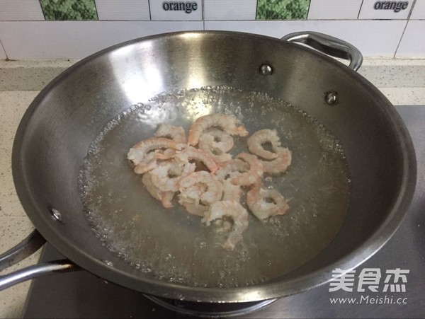 虾仁鸡蛋三明治