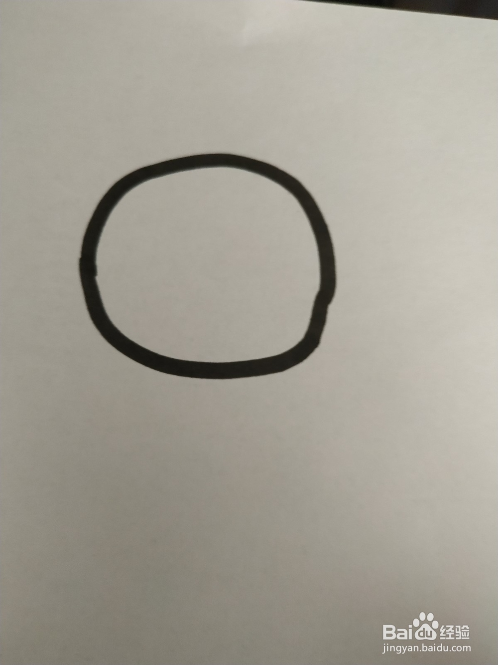 蜜蜂的简笔画技法一。