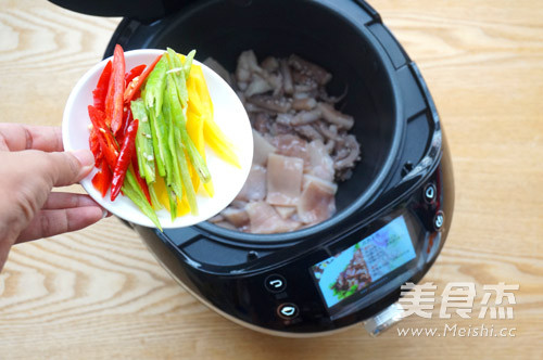 椒盐鱿鱼花的做法