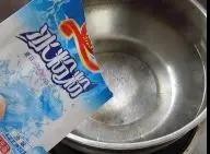 红糖冰粉凉饮