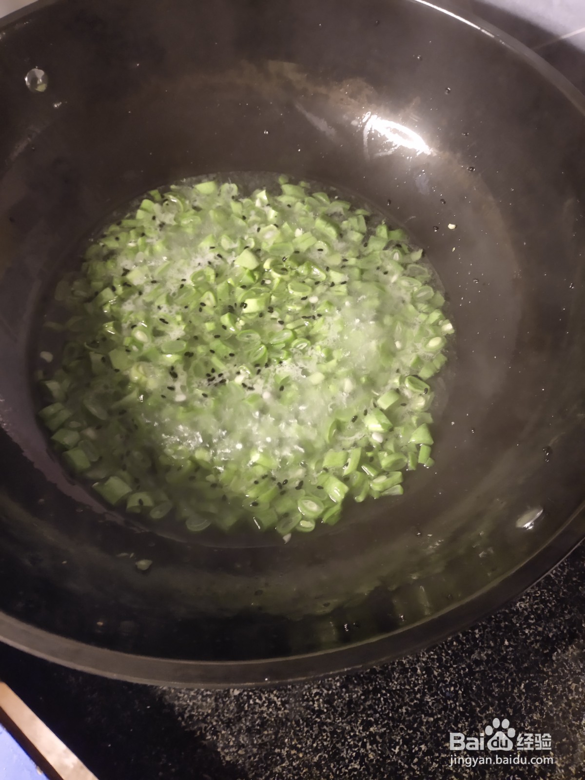 四季豆干菜荞麦饼