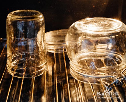 自制果酱玻璃瓶消毒