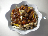 蟹味菇云耳蒸鸡腿肉