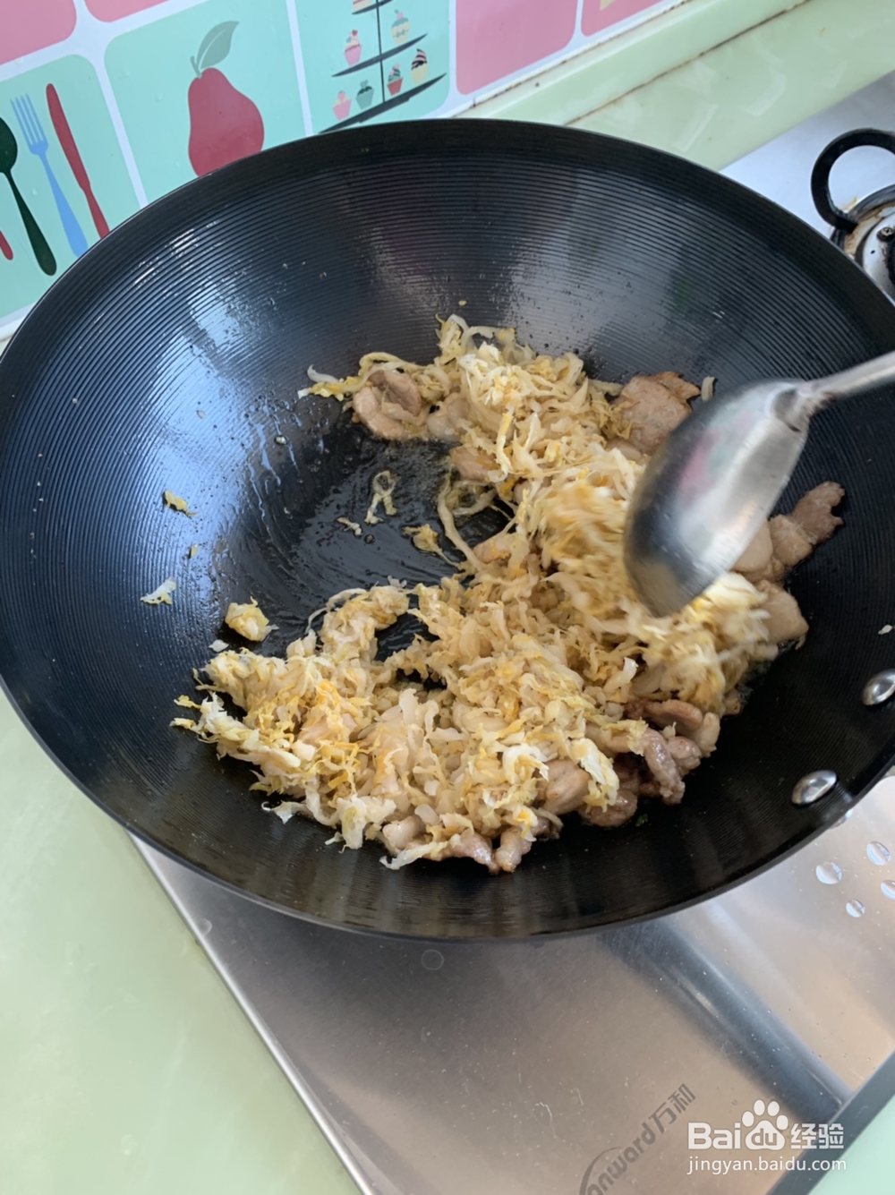 忍不住流口水的酸菜五花肉