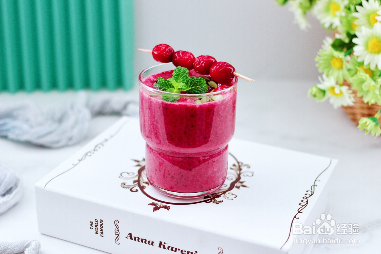 蔓越莓香蕉奶昔的做法