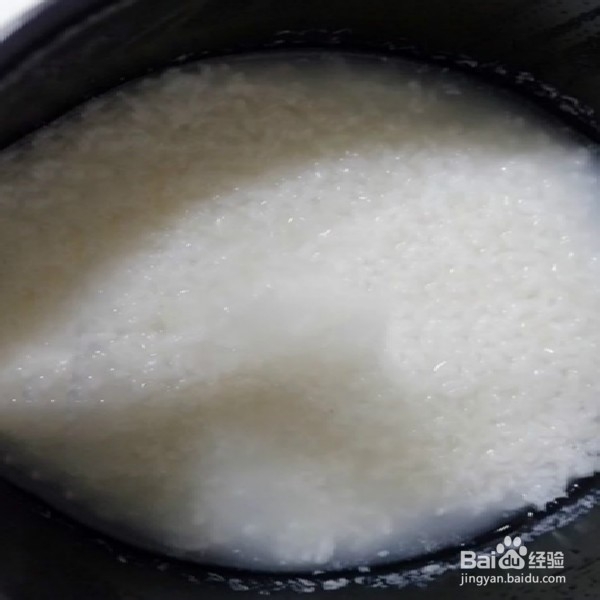 龙眼枸杞粥怎样熬制？