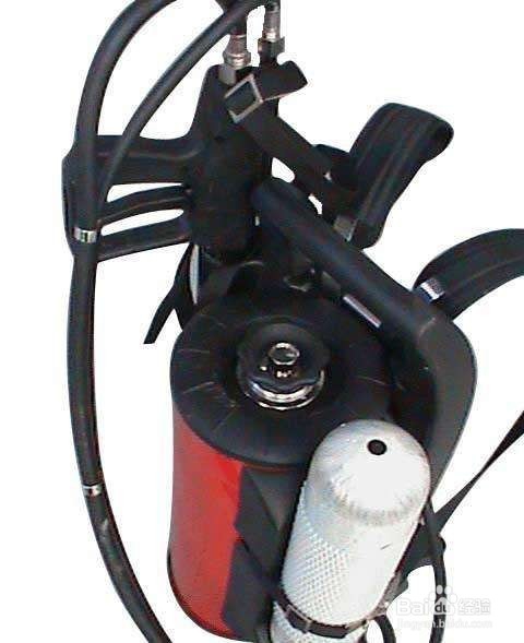 浅谈背负式脉冲气压喷雾水q的优点、组成结构