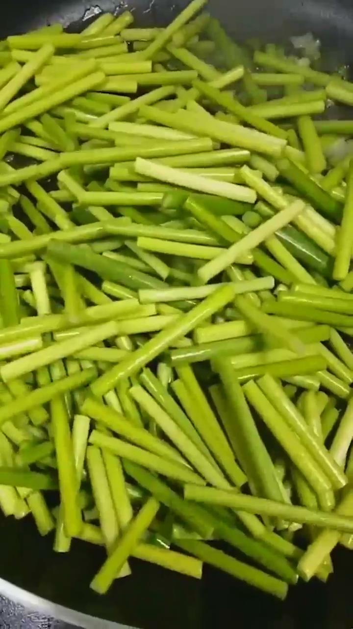 鱼香肉丝怎么做