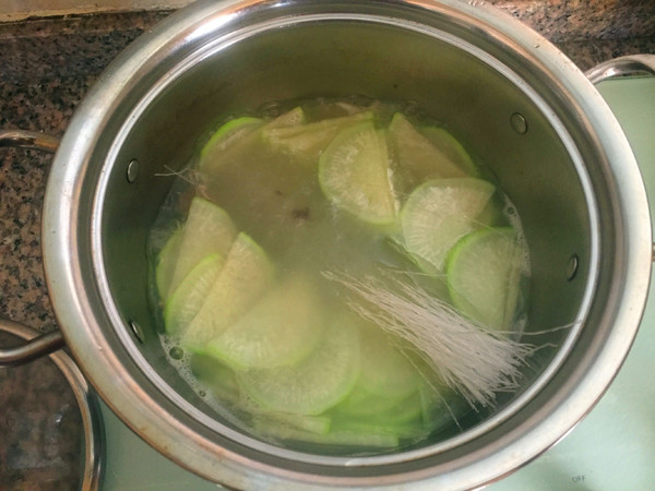 牛杂粉丝汤的做法