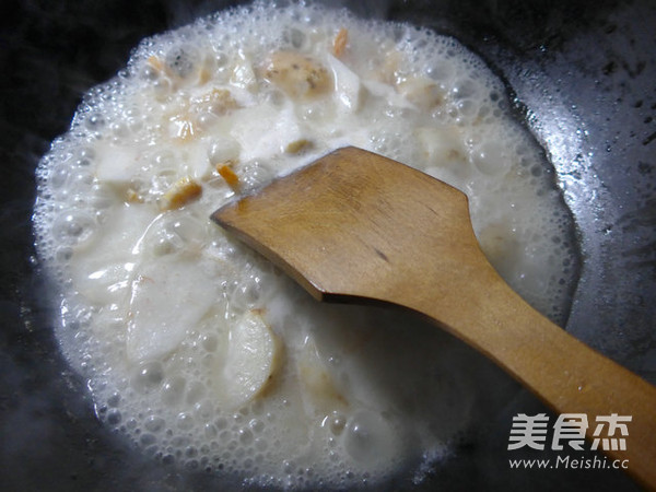开洋芹菜煮香芋