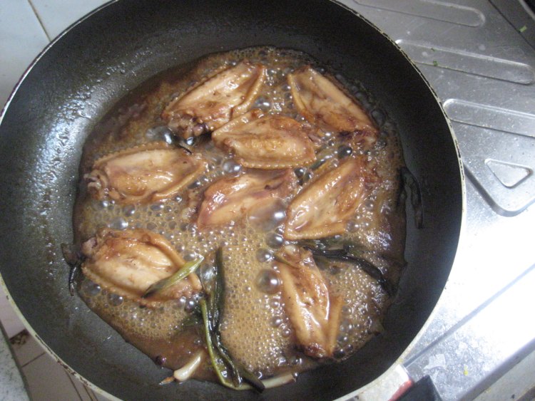 如何做出正宗的可乐鸡翅