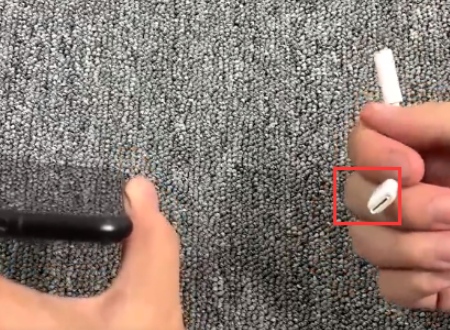 oppo手机,r8107的耳机插孔在哪