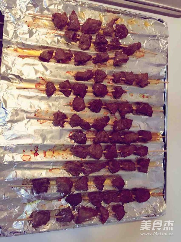 烤牛肉串的做法