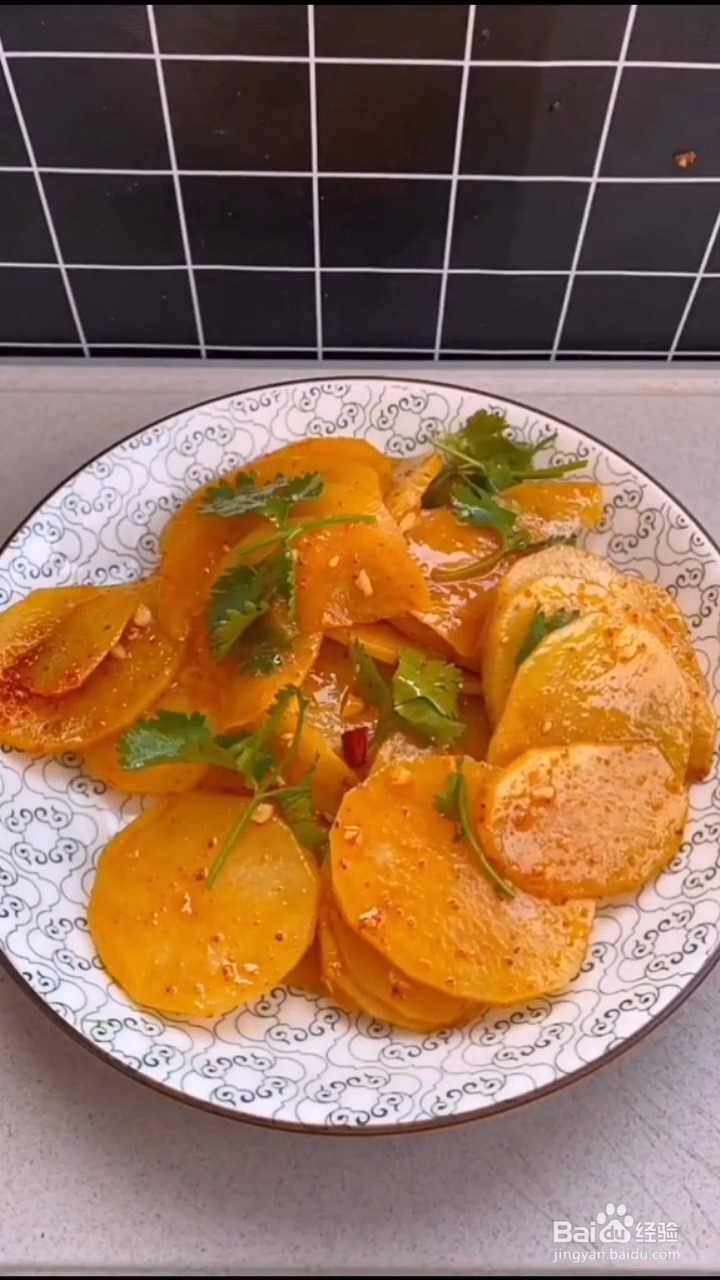 如何制作香辣凉拌土豆片