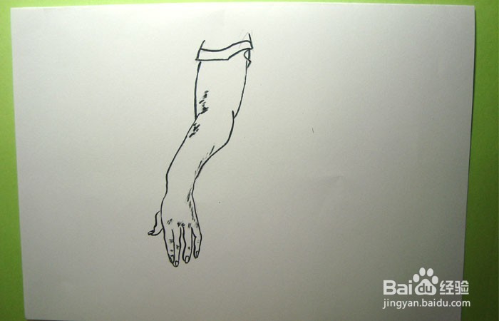 如何画速写举起来的手臂
