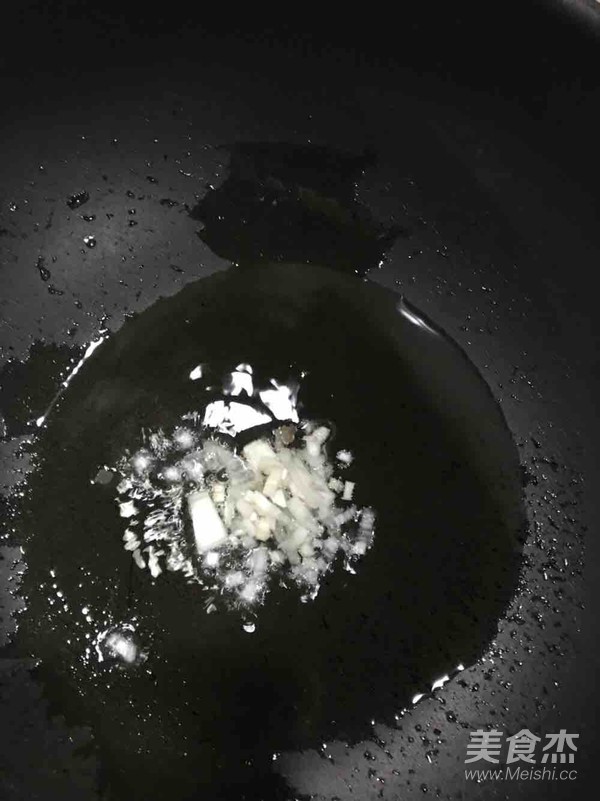 韭菜炒虾仁的做法