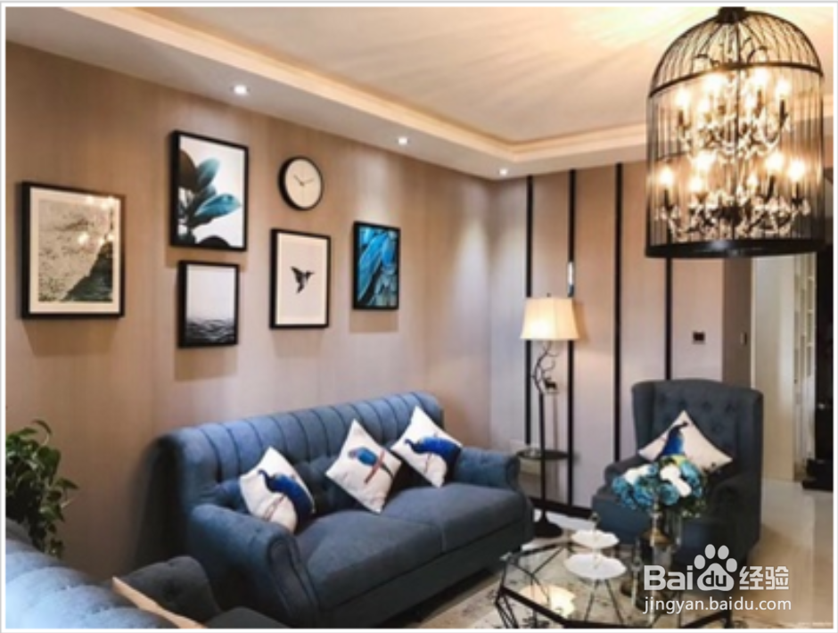 一个小小的创意挂法可以让您的墙壁充满生气活力