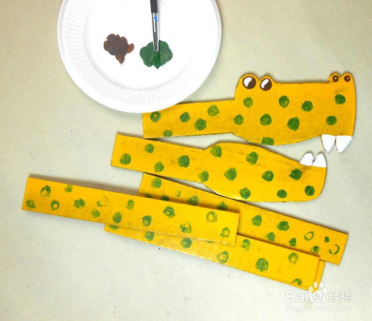 可以伸缩的大嘴怪玩具制作方法