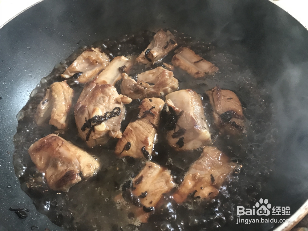 孩子爱吃的梅干菜烧排骨
