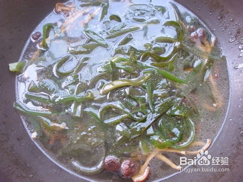 茶树菇海带丝汤